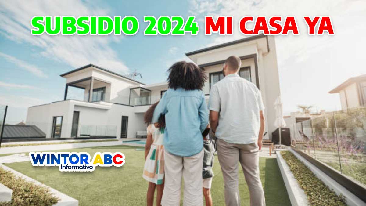 Imagen de una Familia mirando su vivienda nueva, con título subsidio 2024 Mi Casa Ya y logo de Wintor ABC