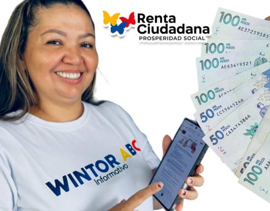 Mano sosteniendo billetes, dinero colombiano, mujer realizando consulta de focalización, pago Renta Ciudadana 2024