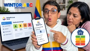 Sisbén 2026: por qué cambió su grupo y qué significa la nueva clasificación 2 Familia consultando información del Sisbén y RUI mediante una plataforma digital.