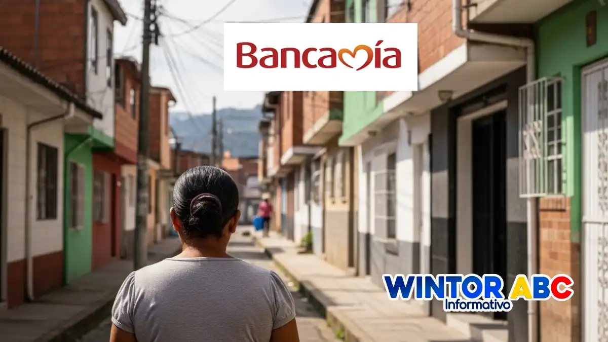 Imagen de una mujer divisando que sellan una alianza