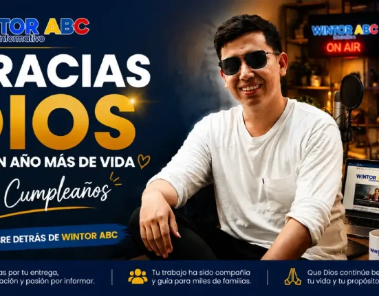 Fundador de Wintor ABC durante un homenaje por su cumpleaños y un año más de vida dedicado a informar.