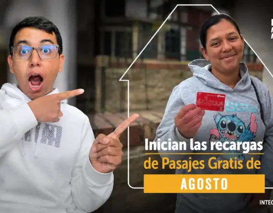 Imagen de Wintor ABC señalando mujer y titulo pasajes gratis de agosto