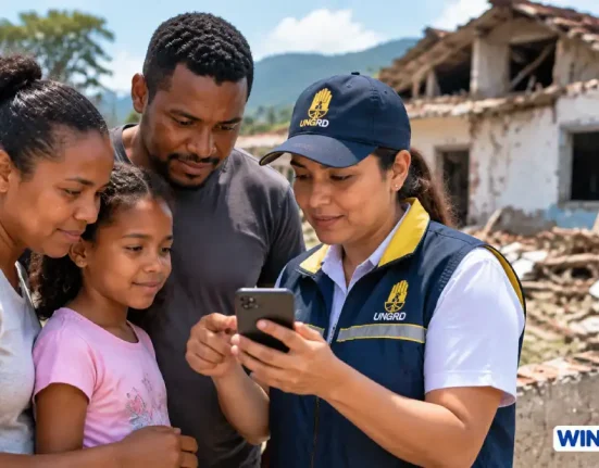 Familia damnificada consulta información sobre ayuda económica y pagos de la UNGRD tras terremoto.