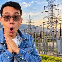 Torres de transmisión eléctrica en Colombia ante el anuncio de medidas del Gobierno para prevenir un apagón en 2026.